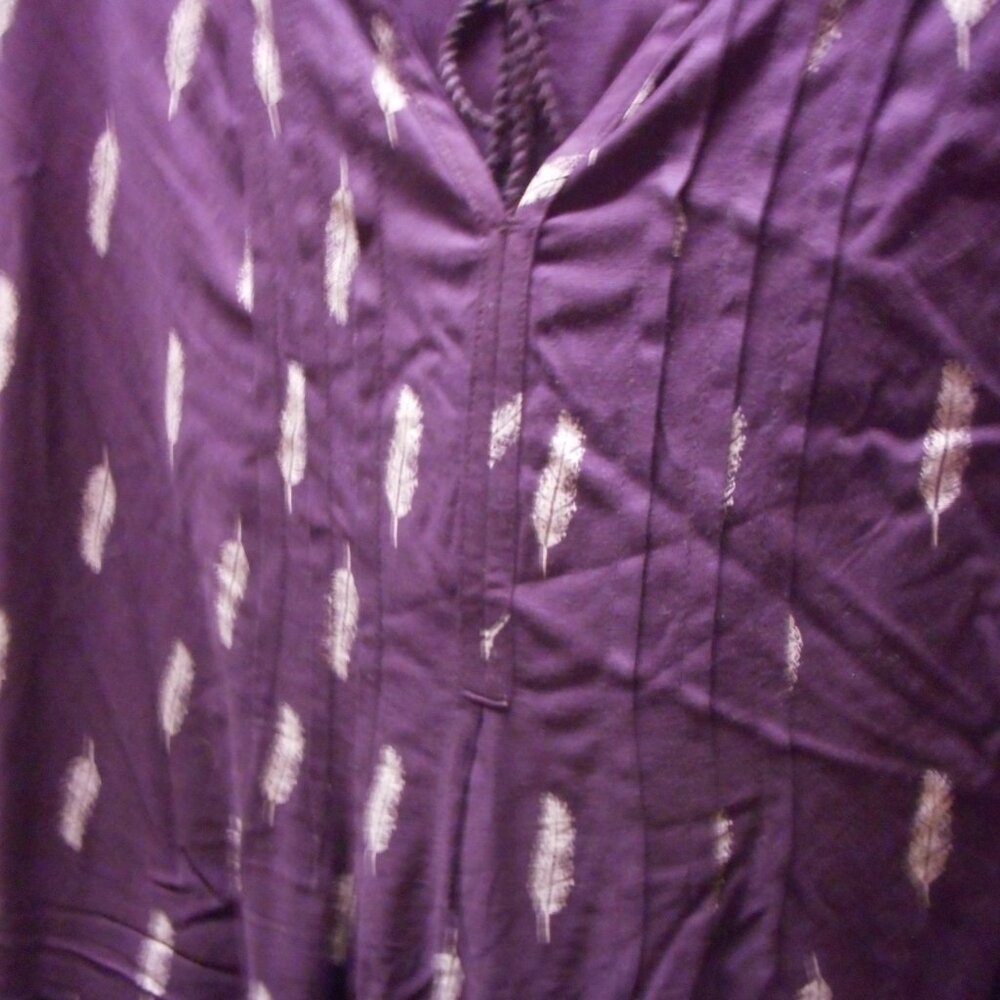 SONOMA; women's top, slight V neck, drawstring on neckline, purple w/ feathers